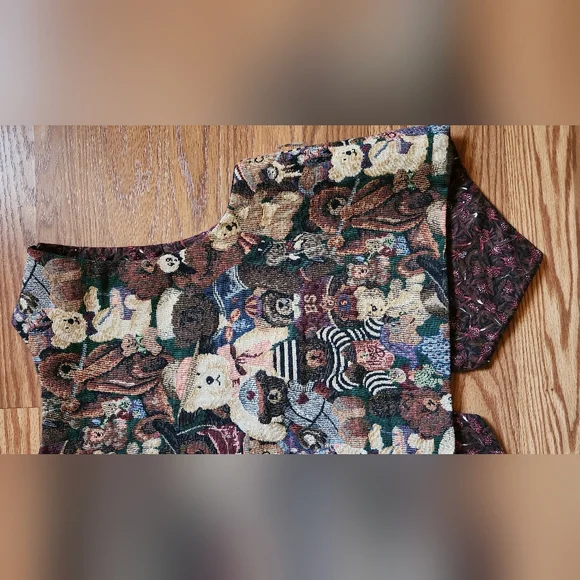 Vintage Teddy Bear Tapestry Vest - Picture 2 of 7